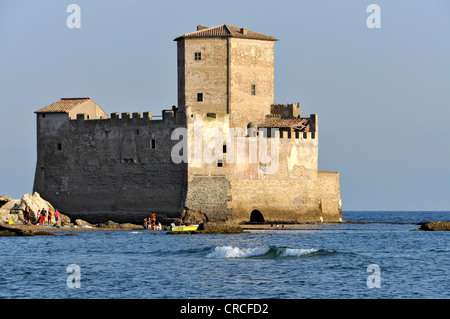 Torre Astura, mittelalterliche Festung, 10. Jahrhundert, Tyrrhenischen Meer in der Nähe von Nettuno, Lazio, Italien, Europa Stockfoto