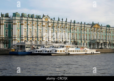 Eremitage, St. Petersburg, Russland Winterpalais, Newa, UNESCO-Weltkulturerbe Stockfoto