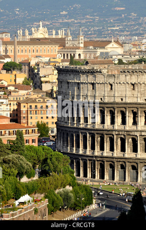 Lateran-Komplex, Kolosseum, Via dei Fori Imperiali, Rom, Latium, Italien, Europa Stockfoto