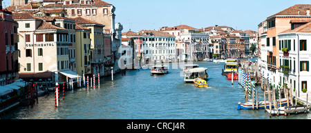 Blick vom Ponte Degli Scalzi Brücke über den Canal Grande, Venedig, Italien, Europa Stockfoto