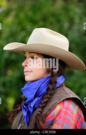 Weinend Cowgirl, Porträt, Saskatchewan, Kanada, Nordamerika Stockfoto