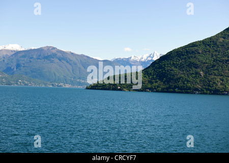 Aussicht von Cannobio, Pino Lago Maggiore, Punkt des Sees mit Alpen im Rücken Boden, Lago Maggiore, italienische Seen, Italien Stockfoto