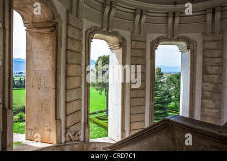 Europa Italien, Kampanien Cilento, Padula, die Treppe vor der große Kreuzgang der Certosa von San Lorenzo Stockfoto