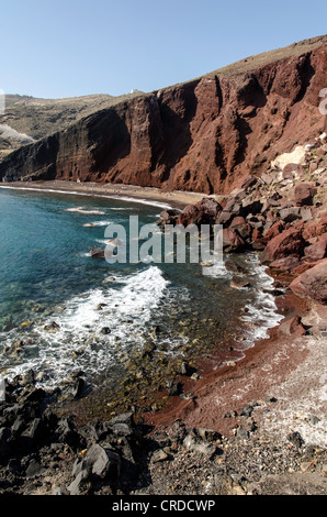 Red Sand Beach Santorini Kykladen griechische Inseln Stockfoto