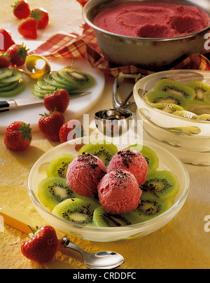 Erdbeereis mit Kiwi, Neuseeland. Stockfoto