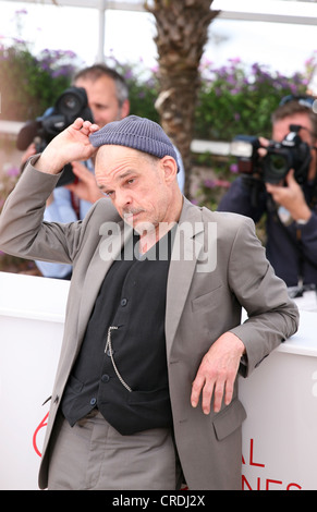 Denis Lavant bei Holy Motors Fototermin bei der 65. Cannes Film Festival France. Mittwoch, 23. Mai 2012 Stockfoto