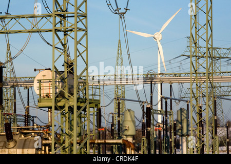 Bertikow Transformator Station und Wind Turbine der ENERTRAG AG in der nördlichen Uckermark regional erzeugten Stroms Stockfoto