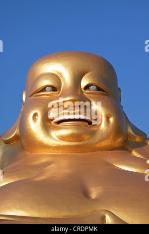 Dicke goldene Buddha-Statue, Wat Piyaram Tempel, Chiang Mai, Nord-Thailand, Thailand, Südostasien, Asien Stockfoto