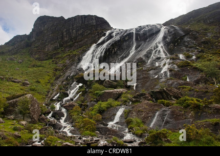 Wasserfall, Irland, Kerrysdale, Gleninchaquin Park Stockfoto