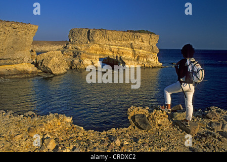 Wandern Sie auf einer Insel der Kykladen, Griechenland Stockfoto