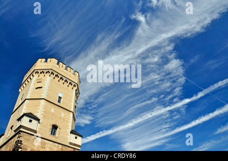 Bayenturm Turm, befestigte einen mittelalterlichen Turm, Sitz der gemeinnützigen Stiftung FrauenMediaTurm, Bayenthal Bezirk Stockfoto