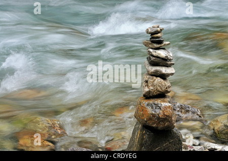 Cairn von Steinen, Oytal Tal, Allgäu, Bayern, Deutschland, Europa, PublicGround Stockfoto