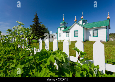 Russisch-orthodoxe Kirche in Ninilchik auf der Halbinsel Kenai, Alaska, USA, PublicGround Stockfoto