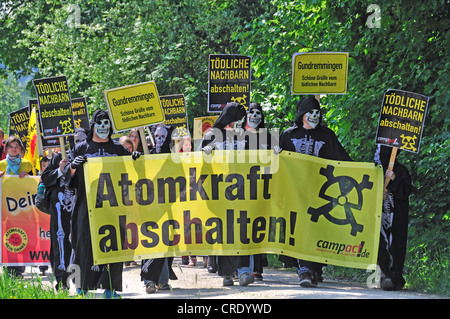 Anti-Atomkraft-Demonstration am Kernkraftwerks Gundremmingen die mächtigsten deutschen Kernkraftwerk Stockfoto