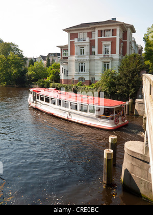 Ausflugsschiff, Dampfer, auf der Alster Fluss, Hamburg, Deutschland, Europa Stockfoto