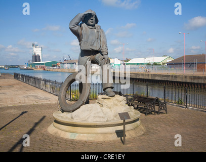 Statue von Rettungsboot Mann bei Lowestoft, Suffolk, England Stockfoto