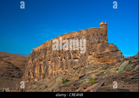 Top-befestigte Getreidespeicher, Agadir-Id Aissa, auf einer Klippe, Amtoudi, Anti-Atlas-Gebirge, Südmarokko, Marokko, Afrika Stockfoto
