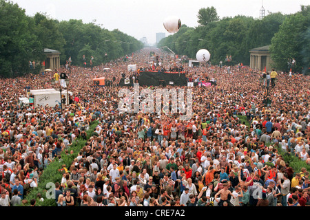 Love-Parade 1996, Umfrage Stockfoto