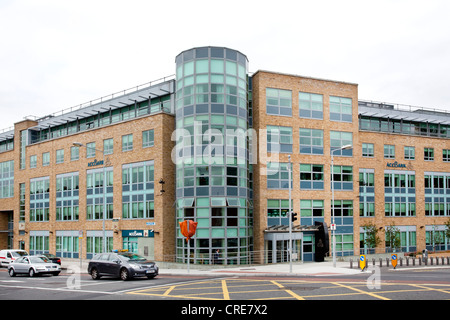 Sitz der irischen ACC Bank, gehört zu den niederländischen Volksbanken und Raiffeisenbanken der Rabobank-Gruppe in Dublin, Irland Stockfoto