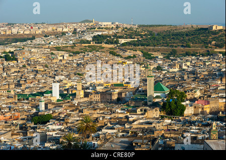 Mit Blick auf die Altstadt Zentrum, Medina, Fes el-Bali, Fez, Marokko, Afrika Stockfoto