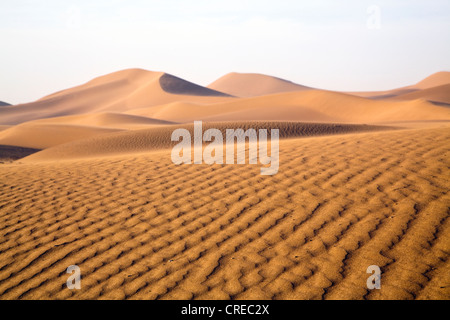 Sanddünen des Erg Chegaga, Sahara Wüste nahe Mhamid, Marokko, Afrika Stockfoto