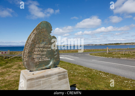 Skulptur für Männer verstorbenen Bau Churchill Barriers, kleine Inseln auf Lamb Holm Insel Orkney Schottland zu verbinden Stockfoto