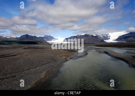 Absteigend von der Vatnajökull-Eiskappe, Südost-Island, Island, Skaftafell Nationalpark Skaftafell und Svinafell Gletscher Stockfoto