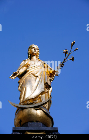 Jungfrau Maria auf dem Mariensaeule, Deutschland, Bayern Stockfoto