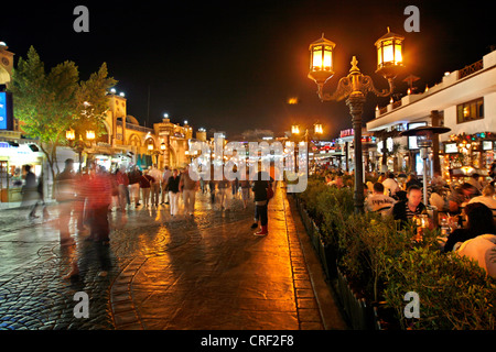 Promenade in der Nacht, Ägypten, Sinai, Sharm El Sheikh Stockfoto