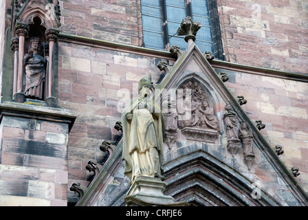 Architektonisches Detail Münster, Freiburg, Deutschland Stockfoto