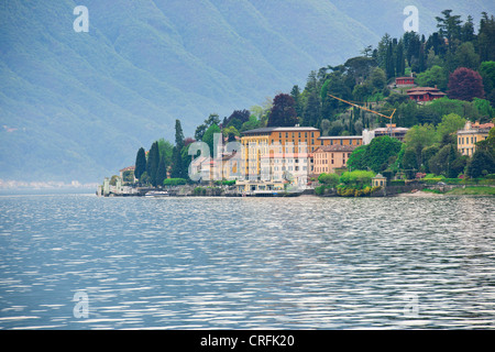 Menaggio gegenüber Bellagio, Grand am See Villen mit herrlichen Gärten, Spielplatz für die reichen & Famouus, beliebtes Ausflugsziel Stockfoto