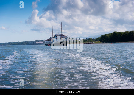 Balmoral Dämpfen durch die Meerenge von Menai, Stockfoto