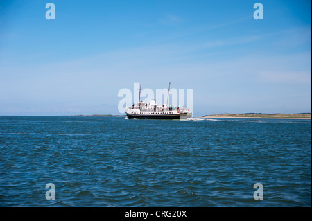 Balmoral Dämpfen durch die Menai Straits. Stockfoto