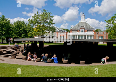 Die Serpentine Gallery und Pavillon 2012. Designed by Herzog & de Meuron und Ai Weiwei. Stockfoto