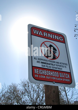 Platte Warnung Verbrecher, Nachbarschaft Uhr - "Wir Ausschau nach einander", USA, California, Santa Cruz Stockfoto