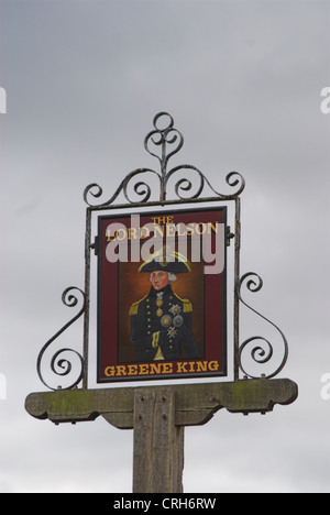 Melden Sie sich für das Lord Nelson Public House in Burnham Thorpe, Norfolk, Geburtsort von Horatio Nelson. Stockfoto