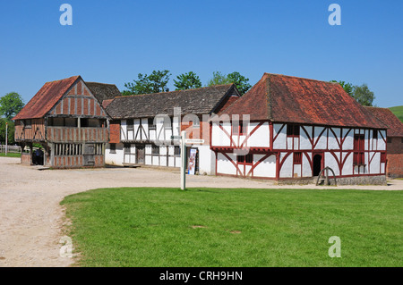 Auflistung der erhaltenen alten Gebäude an der Weald und Downland Open Air Museum Singleton. Stockfoto