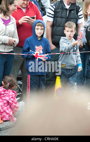 Olympischer Fackellauf; Brighouse Stockfoto