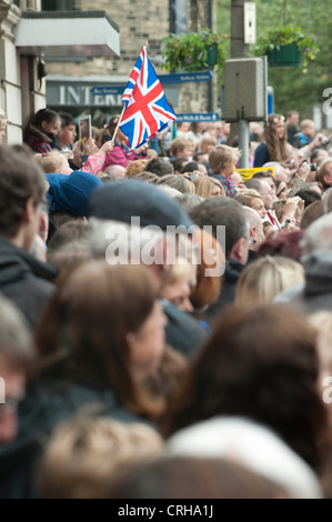 Olympischer Fackellauf; Brighouse Stockfoto