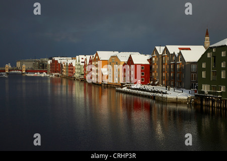 altes Lagerhaus am Nidelva, Trondheim, Norwegen, Troendelag Stockfoto