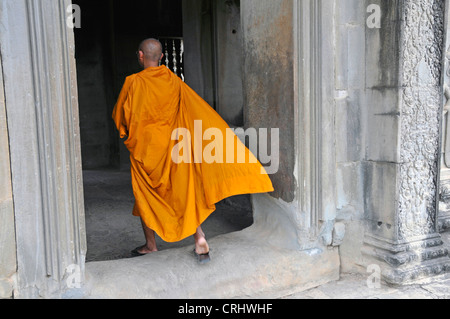 Munk in Angkor Wat, Kambodscha Stockfoto