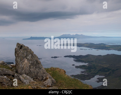 Loch Ailort, Rum und Eigg von Rois Bheinn, Moidart, Schottland Stockfoto