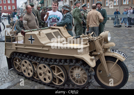 Kettenkrad, WW2 deutsche halbe Strecke Licht Traktor, angezeigt nach 1944 Warschauer Aufstand Re-Inszenierung am Rynek in Breslau, Polen Stockfoto