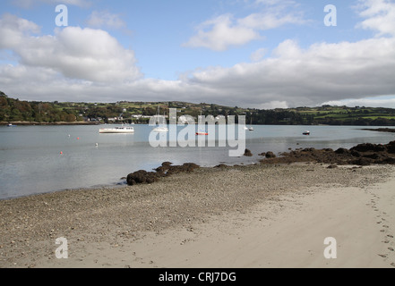 Feiner Sandstrand neben Union Hall Hafen, Union Halle, Co Cork. Stockfoto