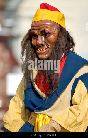 Fritschi, einer heidnischen Gottheit in der Schweizer Geschichte, verkörperte an der Fasnacht in Luzern, Luzern Stockfoto