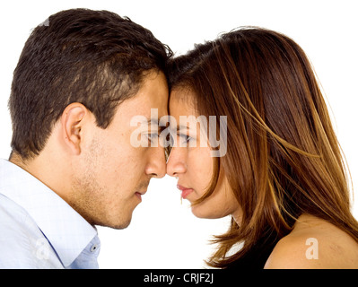 paar gehen Kopf an Kopf in einem argument Stockfoto