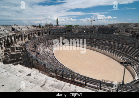 Amphitheater von N Mes, Frankreich, Languedoc-Roussillon, Nimes Stockfoto