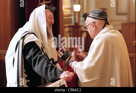 Orthodoxen jüdischen Gottesdienst in Berlin Stockfoto