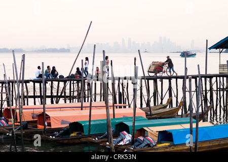 Pier-Szene Belakang Padang Riau Inseln Indonesien Stockfoto