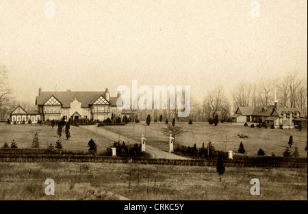 Fachwerk & Stein englischen Tudor-Villa Stockfoto